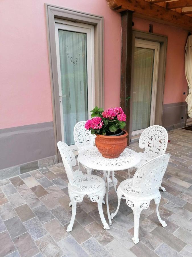 B&B La Rosa Nel Verde Lucca Dış mekan fotoğraf