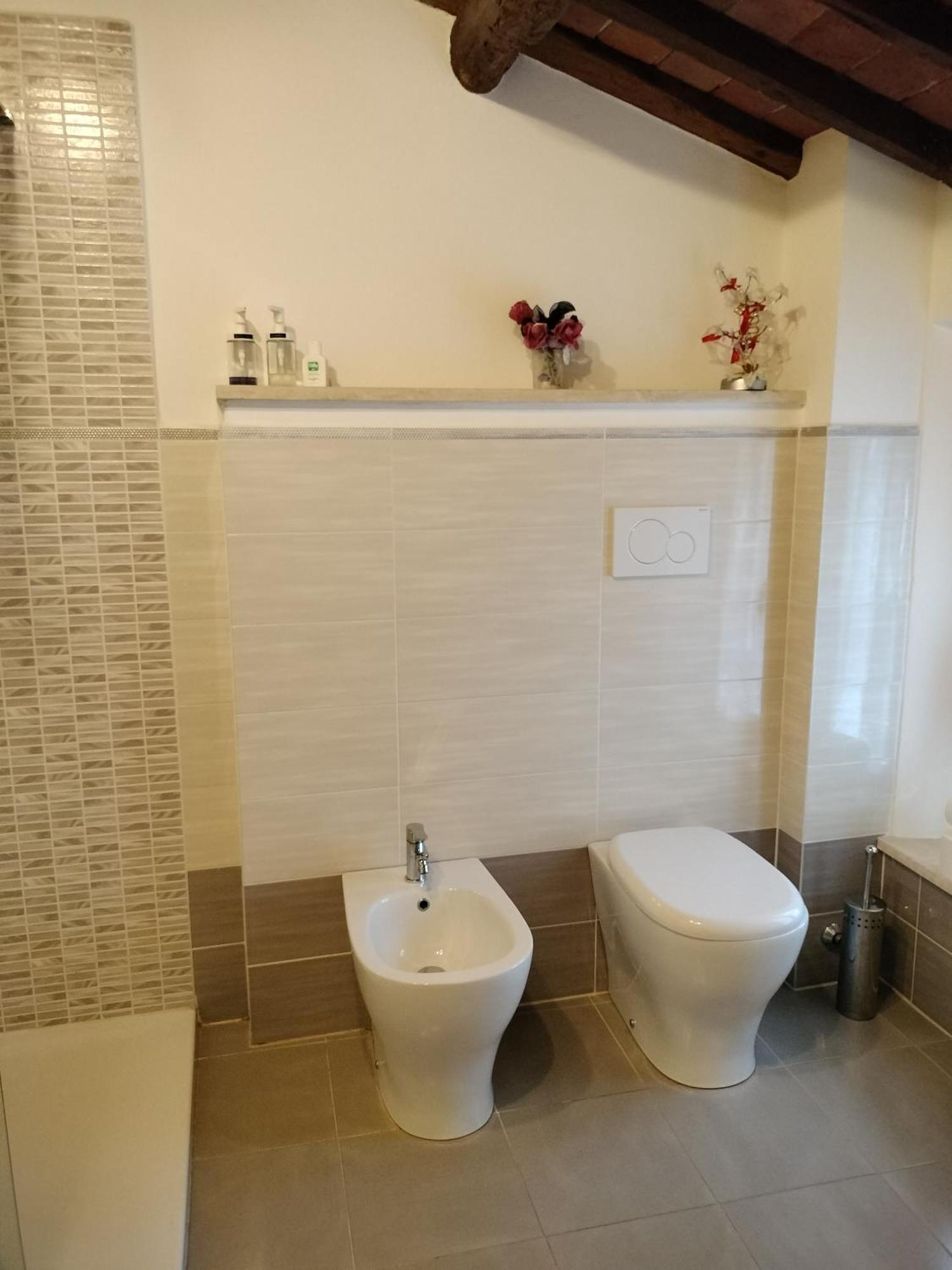 B&B La Rosa Nel Verde Lucca Dış mekan fotoğraf